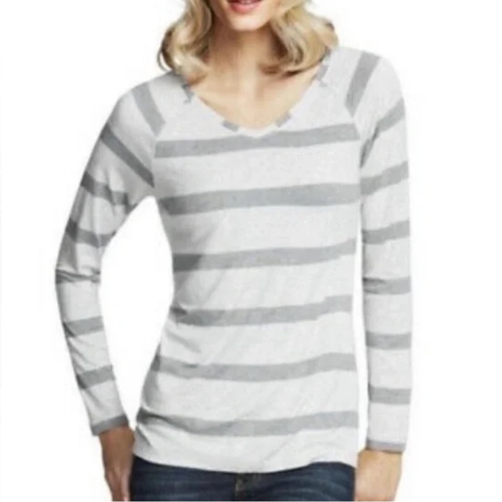 CAbi light gray stripe print scoop v-neck long sleeve stretch knit top size XS